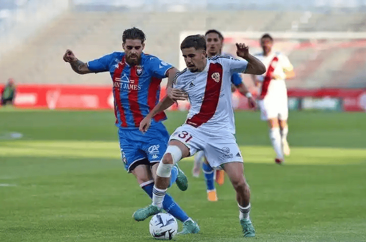 开云-赛前体能课后，多伦多猛龙队长鼓劲备战法国杯，态度坚定，阵容厚度经受考验的简单介绍